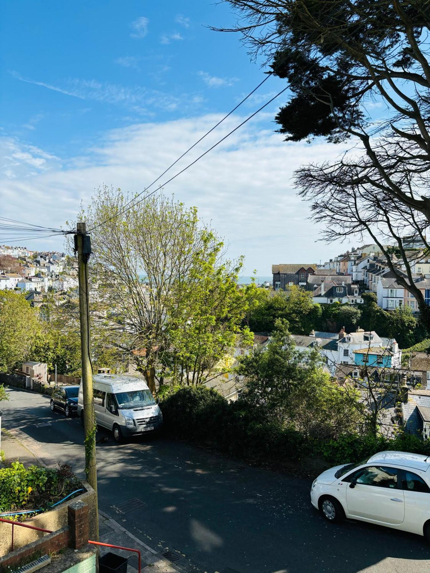 Captain'S Nook, Luxurious Victorian Apartment With Four Poster Bed And Private Parking Only 8 Minutes Walk To The Historic Harbour Brixham Extérieur photo